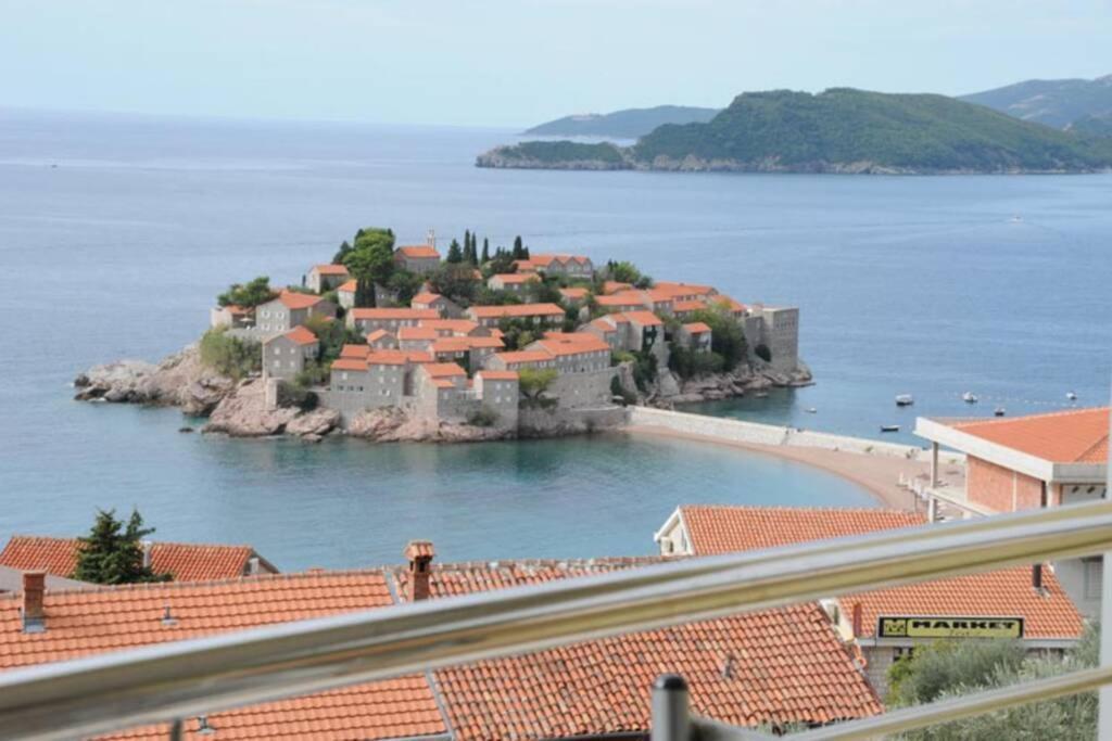 Appartement Bmv 1 With Sea View Sveti Stefan