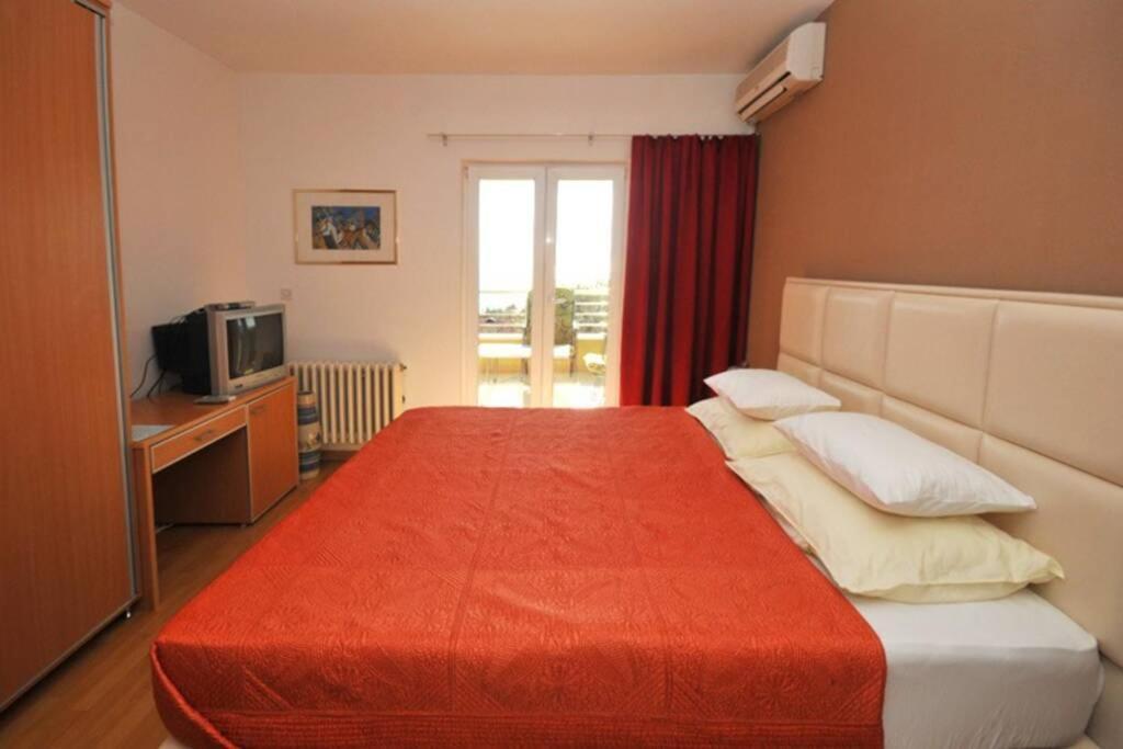 Bmv 1 With Sea View Appartement